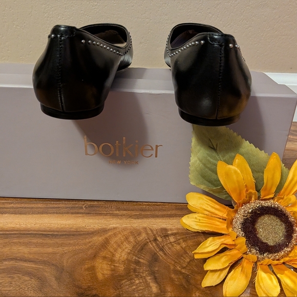 Botkier BLACK Aubrey Studded Ballet Flats Size 6M NIB - Picture 6 of 8